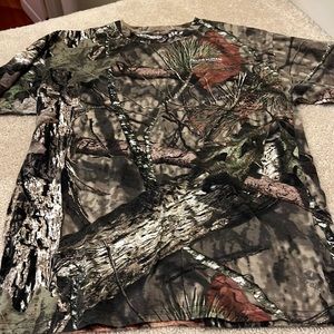Field and Stream YXL Camo T-shirt
